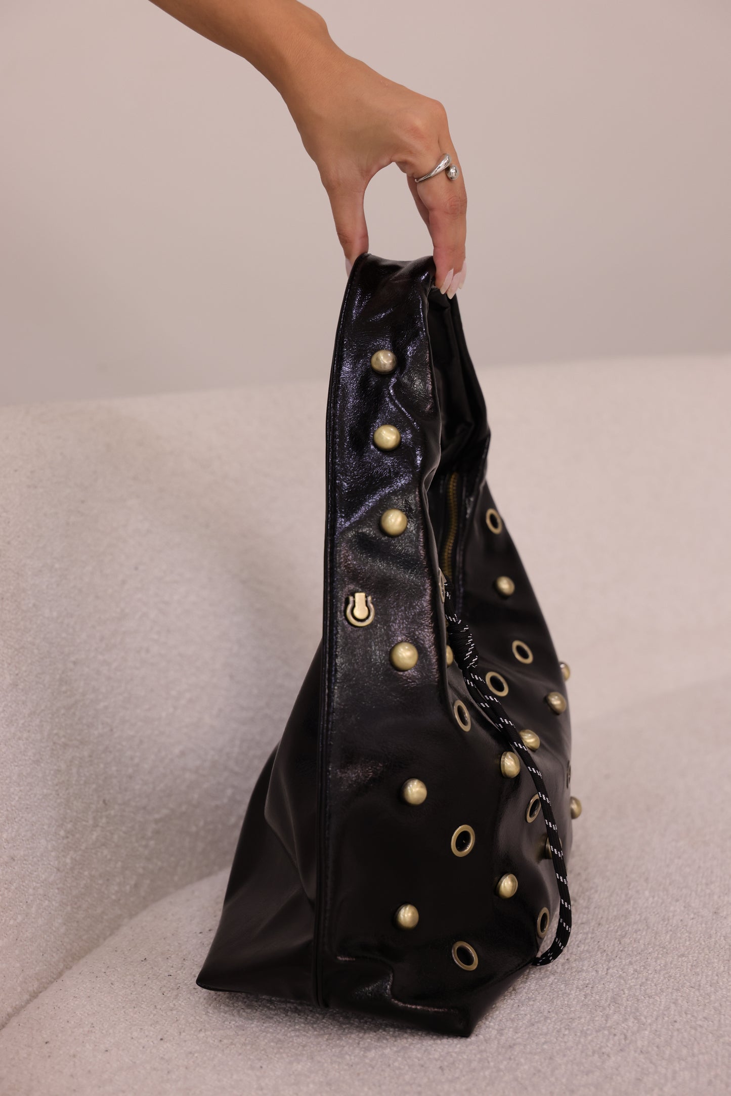 Bolsa Liu