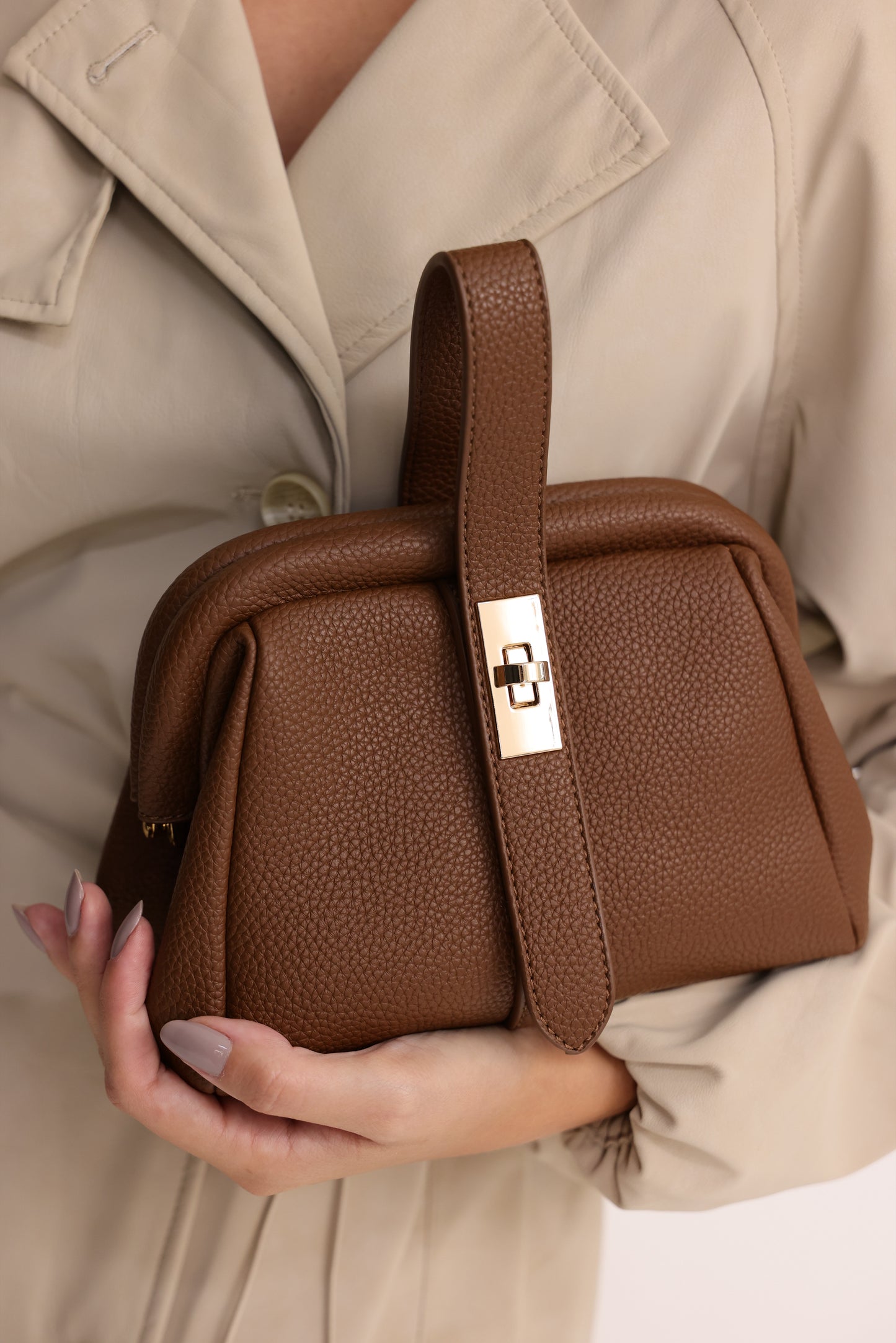 Bolsa Leonor